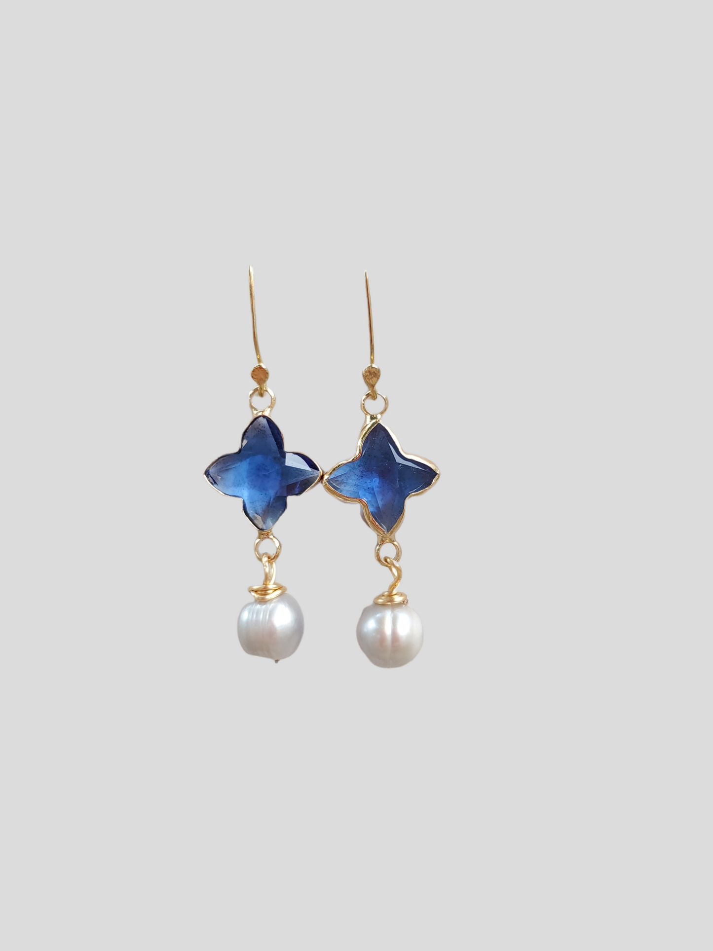 Quatrefoil and Grey Pearl Drop Earrings